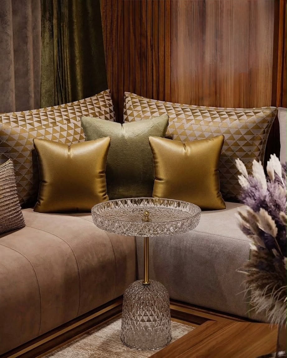 Intérieur aux accents dorés